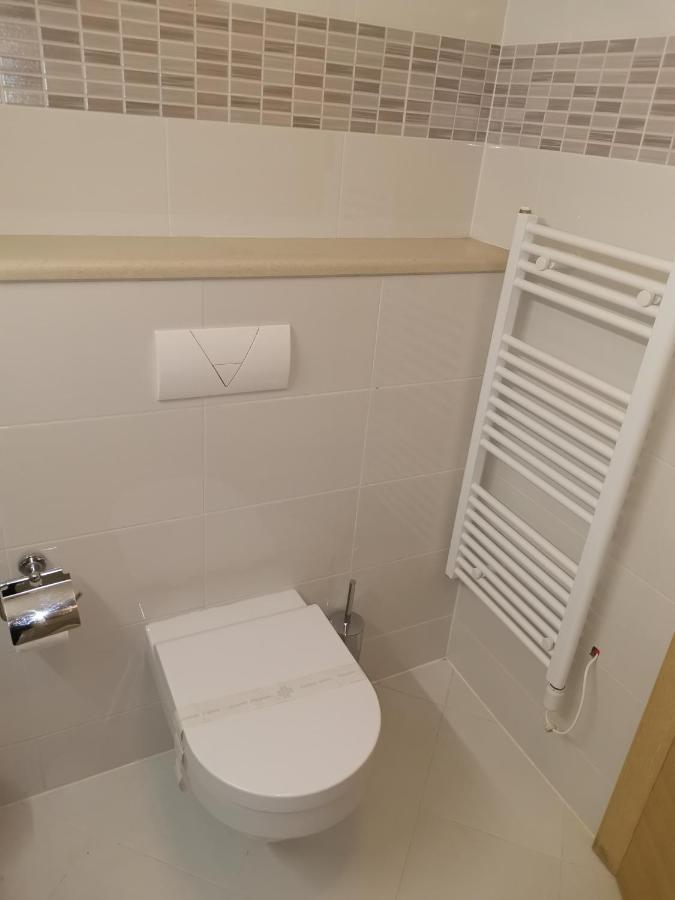 Hotel Quercus Drvenik  Ngoại thất bức ảnh