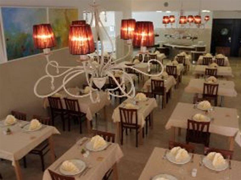 Hotel Quercus Drvenik  Ngoại thất bức ảnh